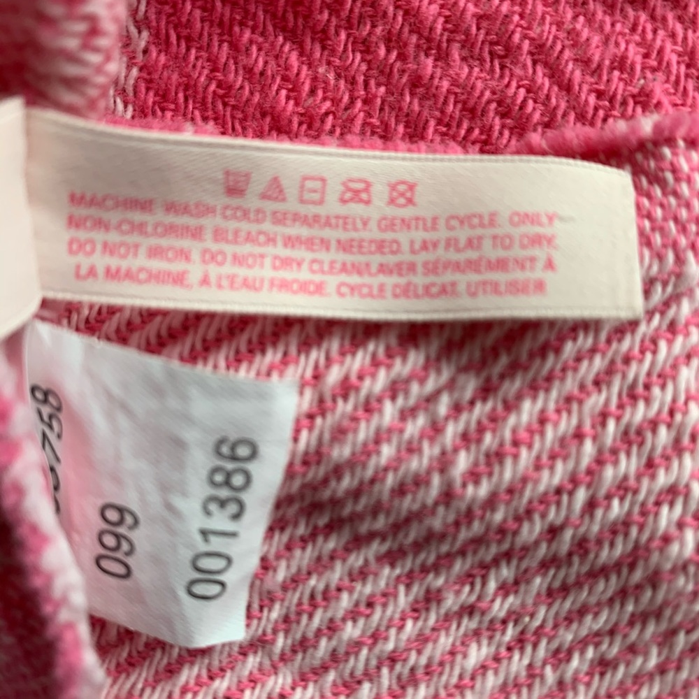 Victoria Secret blanket 🥰 throw - Picture 9 of 9
